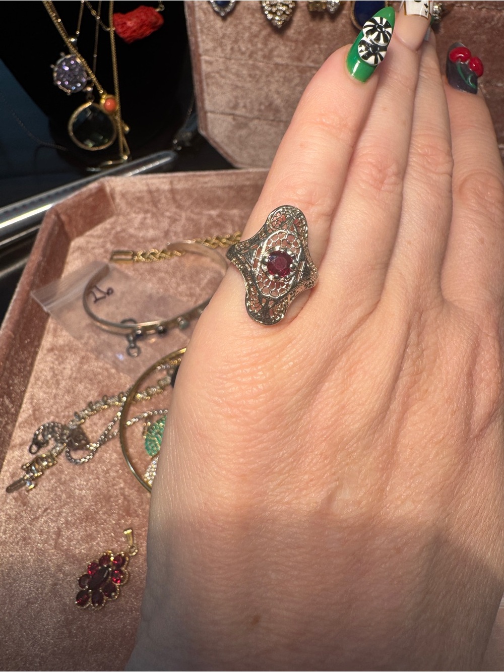 Vintage Art Deco 14k solid gold garnet ring